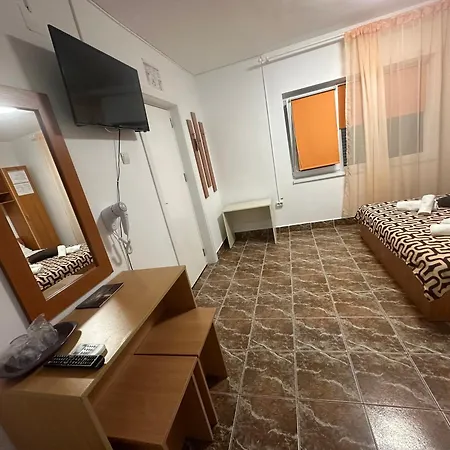 Vacanta Pensión 3*